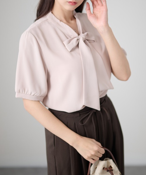 Lace Ladies(レースレディース)の「ボウタイ付き半袖シフォンブラウス(シャツ/ブラウス・レディース・ブルー/ホワイト/ピンク/ベージュ/ブラック/ネイビー/ブルーグレー・S/L/XL/M)」の5枚目の写真