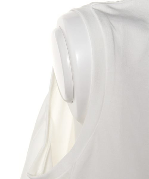 AZUL by moussy（アズールバイマウジー）の「Aラインフレアタンク（タンクトップ・レディース・トップグレー/ブラック系その他/オフホワイト/ブラック・SMALL/MEDIUM）」の8枚目の写真