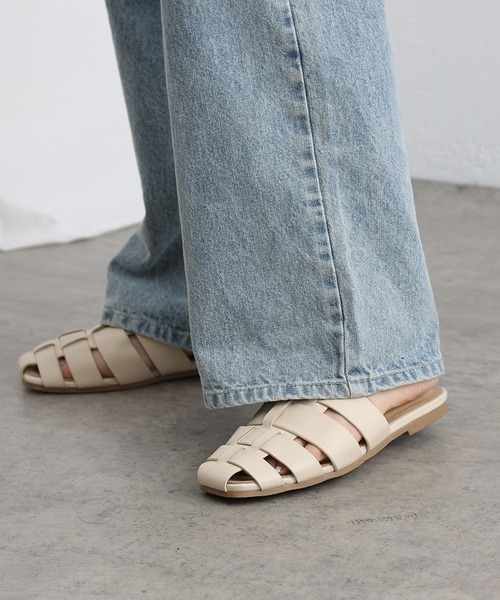 WEB/一部店舗限定グルカフラットサンダル