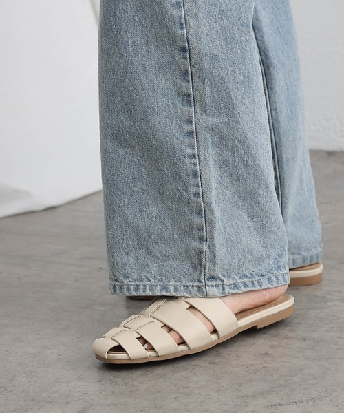 WEB/一部店舗限定グルカフラットサンダル