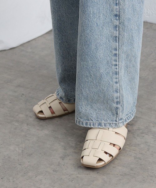 WEB/一部店舗限定グルカフラットサンダル