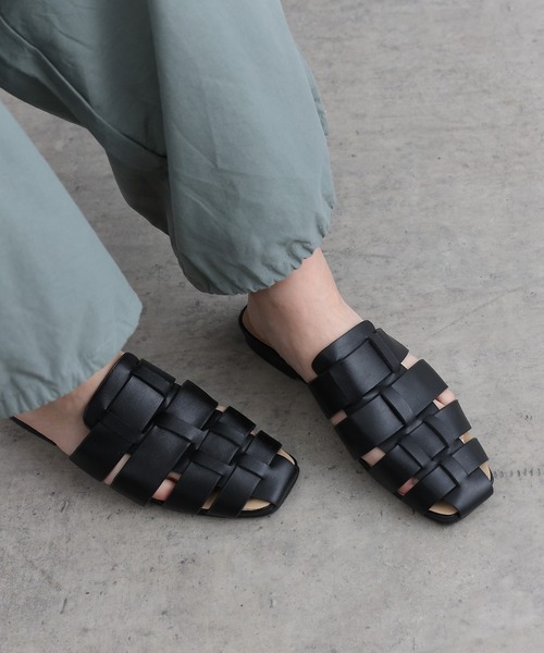 WEB/一部店舗限定グルカフラットサンダル