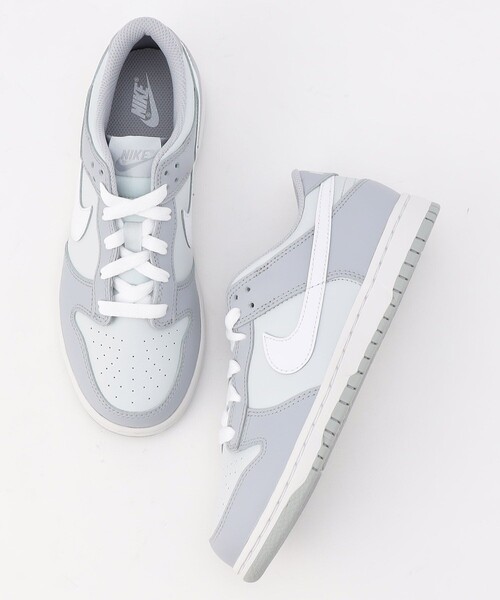 FREAK'S STORE（フリークスストア）の「NIKE/ナイキ 【限定展開】KIDS ダンク LOW PS/キッズ ダンク ロー/DH9756（スニーカー・キッズ・ホワイト/グレー・20.0cm/21.0cm/22cm）」の2枚目の写真