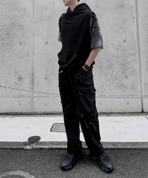 Figments（フィグメンツ）の「ノースリオーバーパーカー（ベスト・レディース・ブラック/グレー・FREE）」の17枚目の写真