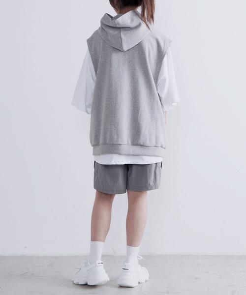 Figments（フィグメンツ）の「ノースリオーバーパーカー（ベスト・レディース・ブラック/グレー・FREE）」の19枚目の写真