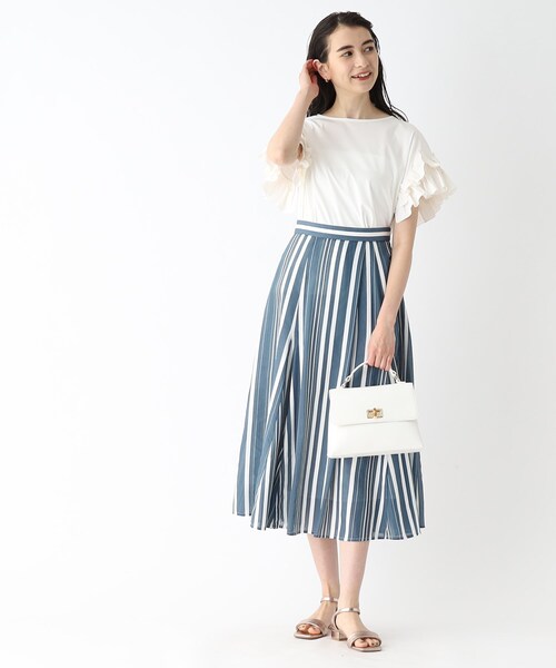 OPAQUE.CLIP(オペークドットクリップ)の「◆異素材フリルカットソー/シルク調コットン100%【洗濯機洗い可】(Tシャツ/カットソー・レディース・ボルドー/オフホワイト/ブラック/グレー・42/40/38)」の20枚目の写真