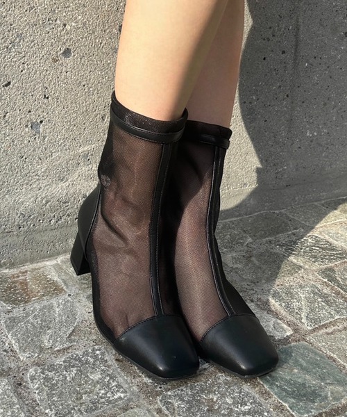 one after another NICE CLAUP（ワンアフターアナザーナイスクラップ）の「シアーアソートショートブーツ（ブーツ・レディース・ブラック/ブラック系その他/アイボリー・SMALL/MEDIUM/LARGE）」の3枚目の写真