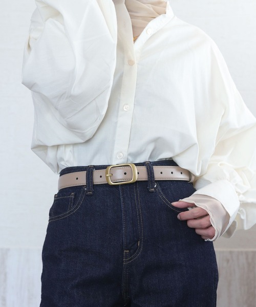 florist(フローリスト)の「レディースゴールドスクエアバックルレザーベルト(ベルト・レディース・ブラック/グレー/ブラウン/グレイッシュベージュ/グレー系3/ブラック系2/ブラック系3/ブラウン系2/ブラウン系3/ベージュ系2/ベージュ系3/グレー系2・S/M)」の11枚目の写真