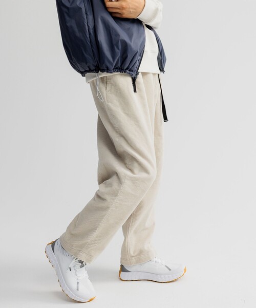 BEAMS（ビームス）の「BEAMS / ウェビング バギー テーパード コーデュロイパンツ（その他パンツ・メンズ・チャコールグレー/ベージュ/ホワイト系その他・S/M/L/XL）」の11枚目の写真