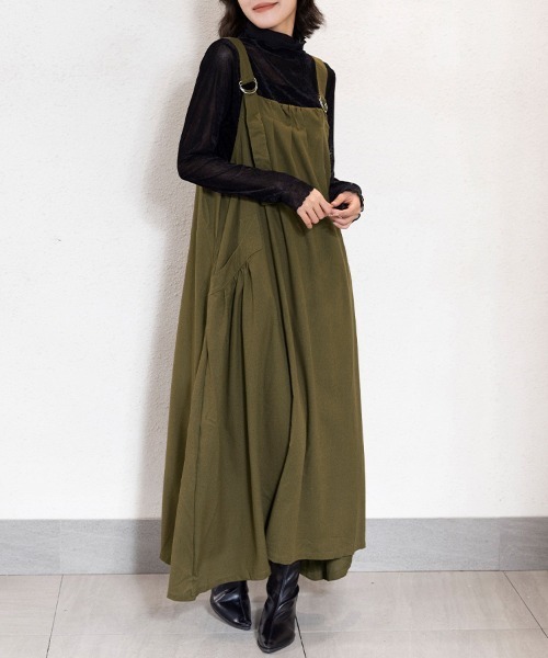 Doux Belle(ドゥーベル)の「フレアデニムジャンパースカート(ジャンパースカート・レディース・ライトブルー/ブラック/ブルー/グリーン/カーキ/ベージュ/ブラック系その他・FREE)」の5枚目の写真