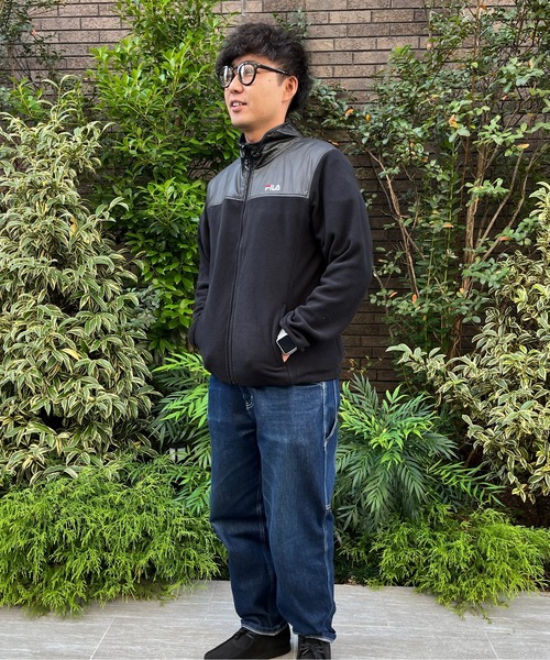 FILA(フィラ)の「【FILA:フィラ】マイクロフリーススタンドジャケット ジップアップジャケット ブルゾン フリース ナイロン 切り替え(ブルゾン・メンズ・ブラック/レッド/ダークブルー/ネイビー・MEDIUM/X-LARGE/LARGE)」の7枚目の写真