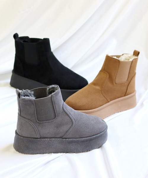 Dedes（デデス）の「厚底 ムートン ミドルブーツ (6363)(6364)(6365)/Dedes（ブーツ・レディース・ブラウン系5/グレー系4/グレー系5/ブラック/ブラック系4/ブラウン系4/ブラック系5/ブラウン/グレー/ベージュ/ベージュ系4/ベージュ系5・38/44/42/40/36/34）」の18枚目の写真