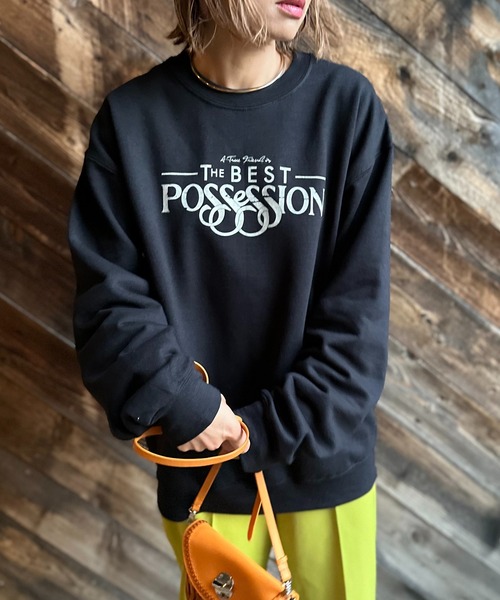 mi via loca(ミヴィアロカ)の「GILDAN Vintageライク POSSESSION ウラケ裏起毛 ロゴスウェット(スウェット・レディース・ブラック/トップグレー/ライトピンク・MEDIUM/X-LARGE)」の16枚目の写真