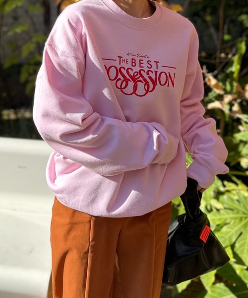 mi via loca(ミヴィアロカ)の「GILDAN Vintageライク POSSESSION ウラケ裏起毛 ロゴスウェット(スウェット・レディース・ブラック/トップグレー/ライトピンク・MEDIUM/X-LARGE)」の10枚目の写真