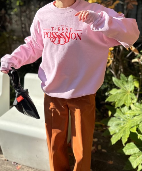 mi via loca(ミヴィアロカ)の「GILDAN Vintageライク POSSESSION ウラケ裏起毛 ロゴスウェット(スウェット・レディース・ブラック/トップグレー/ライトピンク・MEDIUM/X-LARGE)」の11枚目の写真