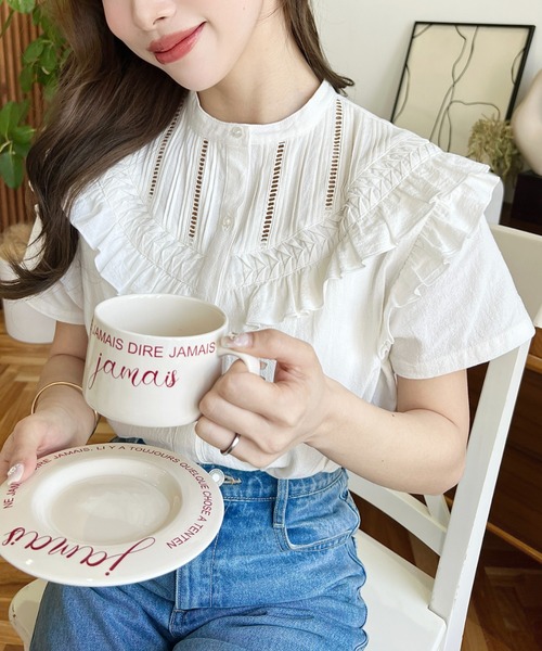 moment+（モーメントプラス）の「コットンワッシャー半袖フリルピンタックブラウス（シャツ/ブラウス・レディース・ナチュラル/オフホワイト/ブラック・M）」の9枚目の写真