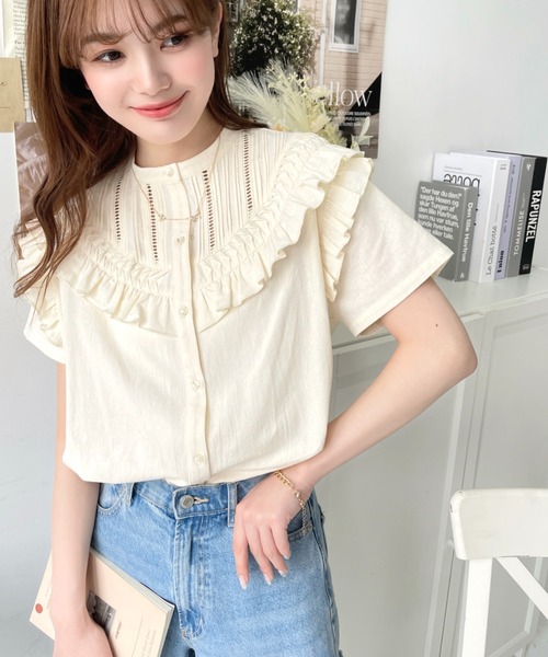 moment+（モーメントプラス）の「コットンワッシャー半袖フリルピンタックブラウス（シャツ/ブラウス・レディース・ナチュラル/オフホワイト/ブラック・M）」の19枚目の写真