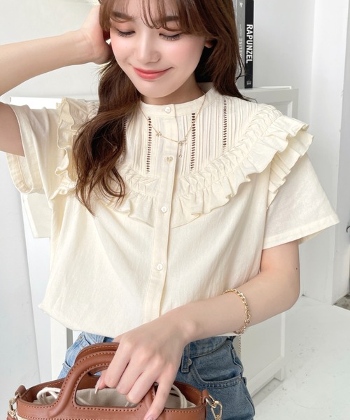 moment+（モーメントプラス）の「コットンワッシャー半袖フリルピンタックブラウス（シャツ/ブラウス・レディース・ナチュラル/オフホワイト/ブラック・M）」の21枚目の写真