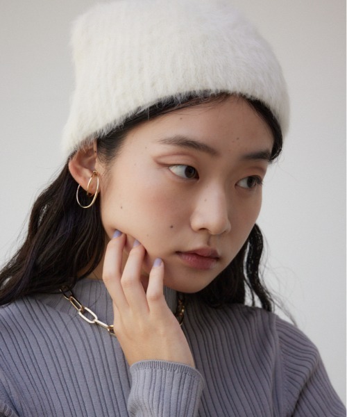 AZUL by moussy(アズールバイマウジー)の「シャギーニットビーニー(ニットキャップ/ビーニー・レディース・アイボリー/ブラック・FREE)」の1枚目の写真