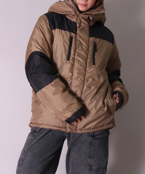 BAYBLO（ベイブロ）の「(DV)【ユニセックス】中綿 パデット アウトドア ジャケット（ダウンジャケット/コート・メンズ・チャコールグレー/カーキ/ベージュ/ブラック・MEDIUM/LARGE/X-LARGE）」の4枚目の写真