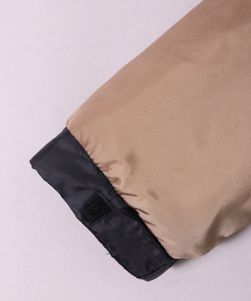 BAYBLO（ベイブロ）の「(DV)【ユニセックス】中綿 パデット アウトドア ジャケット（ダウンジャケット/コート・メンズ・チャコールグレー/カーキ/ベージュ/ブラック・MEDIUM/LARGE/X-LARGE）」の22枚目の写真