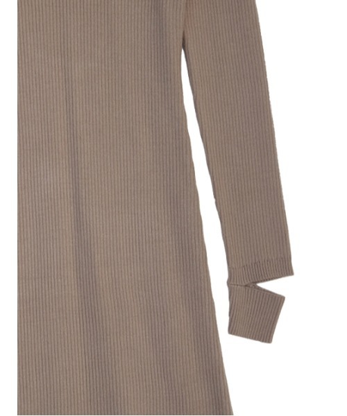 AMAIL（アマイル）の「Back open straight dress（ワンピース・レディース・ベージュ/ブラック/レッド・FREE）」の18枚目の写真