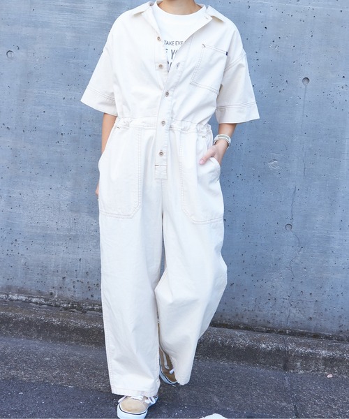 CUBE SUGAR(キューブシュガー)の「綿ツイルオールインワン(つなぎ/オールインワン・レディース・ナチュラル・M)」の3枚目の写真