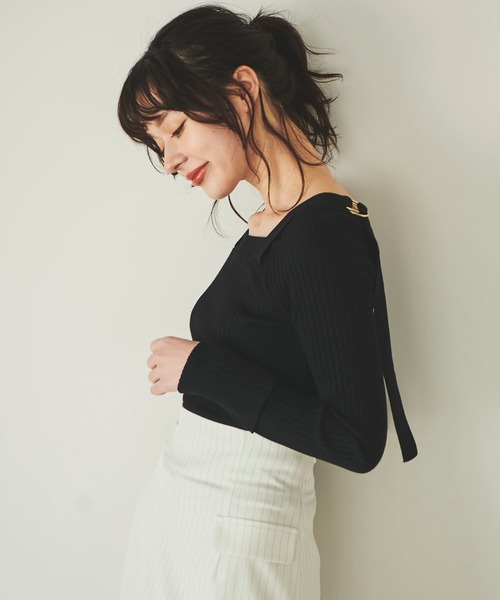31 Sons de mode（トランテアン　ソン　ドゥ　モード）の「肩ベルトリブニット（ニット/セーター・レディース・オフホワイト/ライトグリーン/ブラック・36）」の16枚目の写真