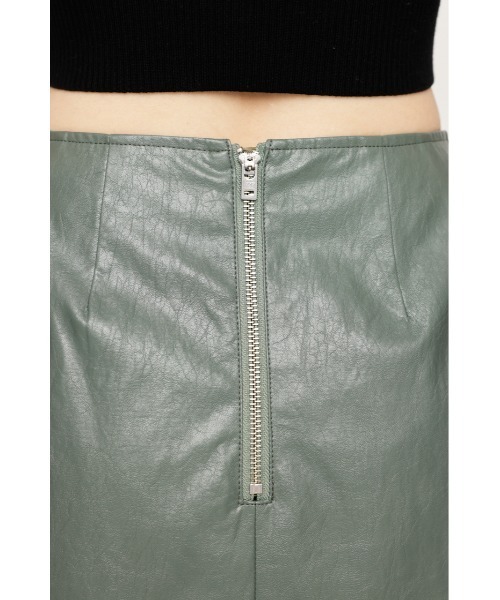 SLY（スライ）の「F/LEATHER TIGHT S/SK フェイクレザー タイト ショートスカート（スカート・レディース・カーキ/アイボリー/ブラウン・1/0）」の11枚目の写真