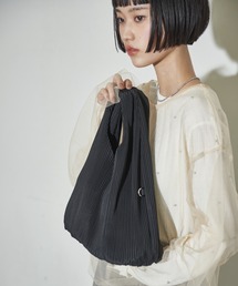 トライアングルプリーツトート