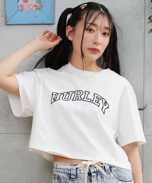 Hurley (ハーレー)の「Hurley/ハーレー Tシャツ 半袖 ショート丈 クロップ丈 アーチロゴ プリント ヘビーウェイト WSS2421021(Tシャツ/カットソー・レディース・ブラック×ホワイト/ホワイト/ブルー系その他/ブラック/ピンク・M)」の7枚目の写真