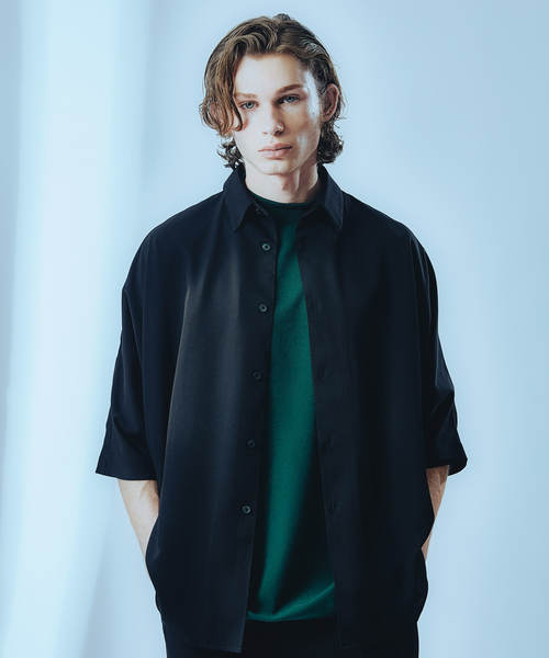 AH ABAHOUSE(エーエイチアバハウス)の「【AH ABAHOUSE】トロミ ドルマンスリーブ 半袖シャツ(シャツ/ブラウス・メンズ・ダークグリーン/ホワイト/チャコールグレー/ブラック/グレイッシュベージュ/パープル・フリー)」の18枚目の写真