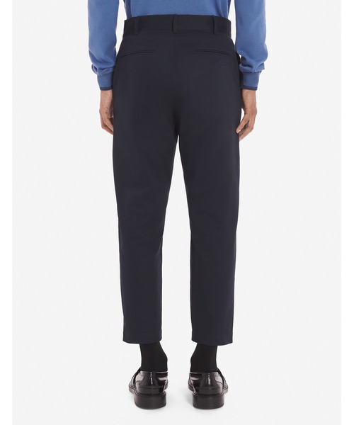 Maison Kitsune（メゾンキツネ）の「STRAIGHT CHINO（チノパンツ・メンズ・ネイビー系/ウィート・38/40/42/44/36/46）」の3枚目の写真
