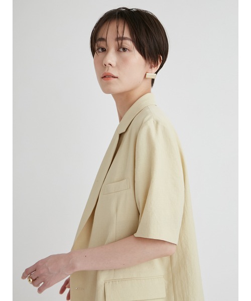 emmi（エミ）の「ハーフスリーブUVカットジャケット（テーラード  