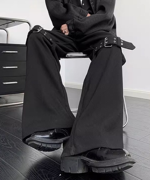 Theater code(シアターコード)の「buckle design slacks / バックルデザイン スラックス ワイド バギー フレア(スラックス・メンズ・ブラック・3/2)」の14枚目の写真