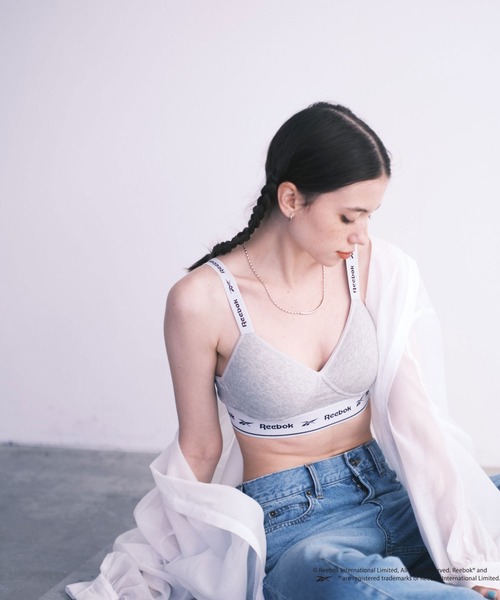Reebok（リーボック）の「【WEB限定】【Reebok/リーボック】別注ブラトップ（スポーツブラ・レディース・グレー/ブラック・MEDIUM）」の6枚目の写真