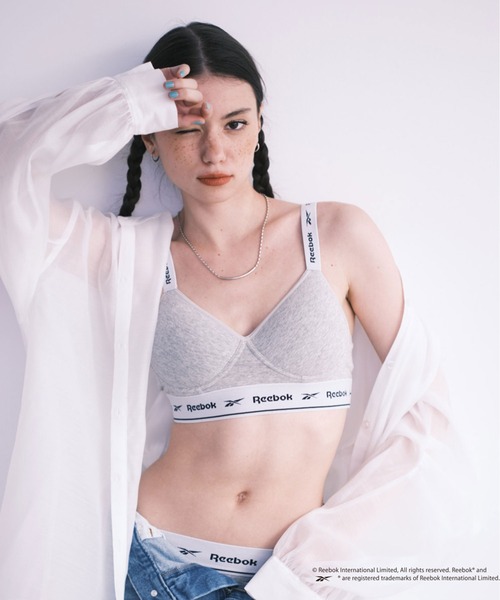 Reebok（リーボック）の「【WEB限定】【Reebok/リーボック】別注ブラトップ（スポーツブラ・レディース・グレー/ブラック・MEDIUM）」の3枚目の写真
