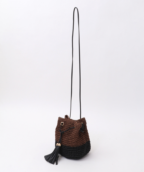 SOFFITTO（ソフィット）の「ティアドロップ型ざっくり編みバッグ(取り扱い店舗限定)（ショルダーバッグ・レディース・ピンク/ブラウン/ナチュラル/ベージュ系その他・FREE）」の5枚目の写真