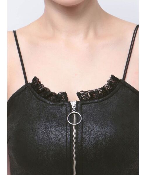 EVRIS（エヴリス）の「フェイクレザーキャミトップス（キャミソール・レディース・ブラック/ブルー/ブラウン・FREE）」の14枚目の写真