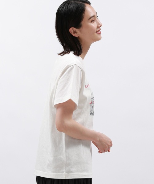 LAKOLE（ラコレ）の「タウンフォトTEE / 127795（Tシャツ/カットソー・レディース・ブラック/ホワイト系/ホワイト系1/ブルー・SMALL/MEDIUM）」の22枚目の写真