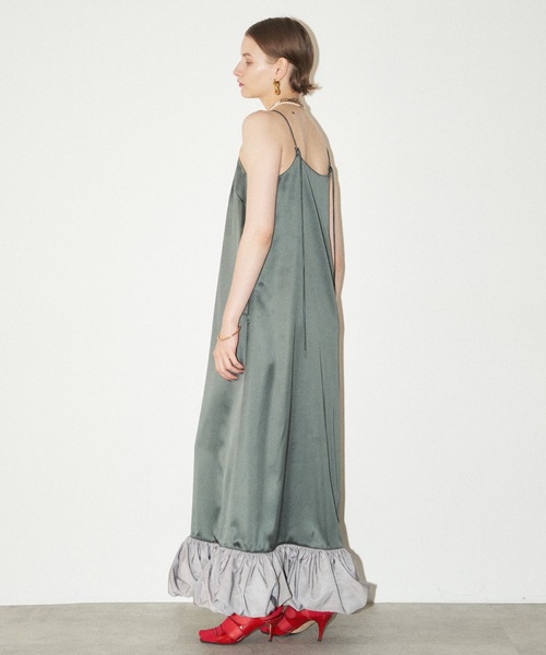 yae バルーンヘムサテンドレス yae（ヤエ）の「Ballon hem satin dress / バルーンヘムサテン