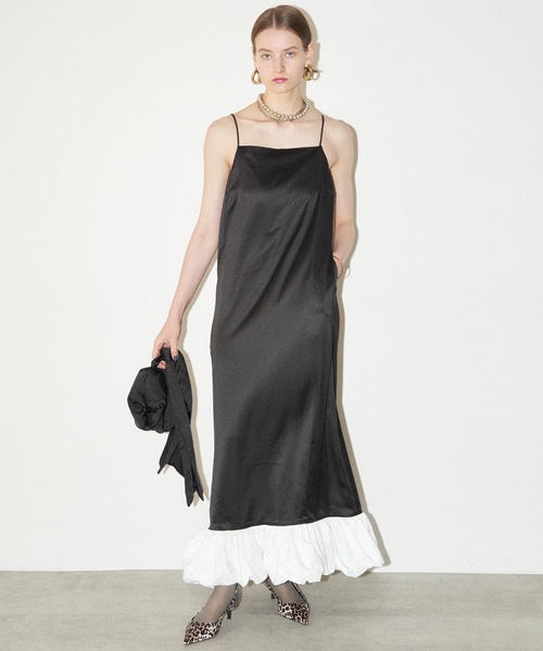 yae Ballonhemsatindress /バルーンヘムサテンドレス 38 yae（ヤエ）の「Ballon hem satin dress / バルーンヘムサテン