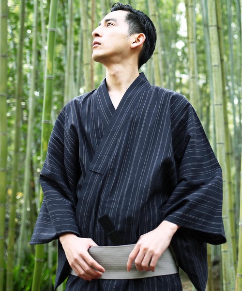 jiggys shop(ジギーズショップ)の「浴衣2点セット (浴衣+帯)(浴衣・メンズ・グレー系その他2/ブラック系その他4/ブラック系その他2/ベージュ系その他/ブラック系その他3/ブルー系その他/ブラック系その他/ブルー系その他5/ブルー系その他4/ブルー系その他3/ブルー系その他2/ブラウン系その他/グレー系その他/グレー系その他5/グレー系その他4/グレー系その他3・MEDIUM/X-SMALL/X-LARGE/LARGE/SMALL)」の14枚目の写真