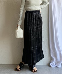 She's Closet（シーズクローゼット）の「タイトストレートIラインロング丈光沢シャイニーランダムプリーツスカート（スカート）」