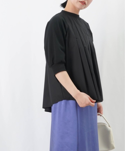 LUCA/LADY LUCK LUCA（ルカ/レディラックルカ）の「LC/LLL ドッキングタックラグランカットソー / 五分袖タックデザインプルオーバー（Tシャツ/カットソー・レディース・ブラック/ブルー/オフホワイト・FREE）」の13枚目の写真