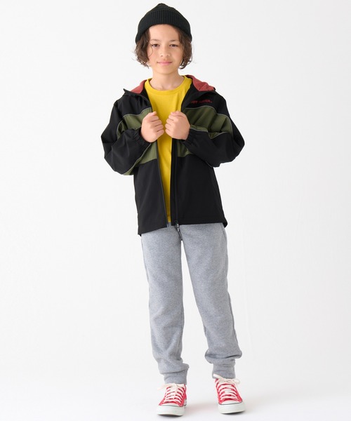 KRIFF MAYER Kid's Collection(クリフメイヤーキッズコレクション)の「【撥水・防汚】ストレッチアクティブマンパ(マウンテンパーカー・キッズ・ブラック/オリーブ/ネイビー/ベージュ・130/120/170/160/150/140)」の10枚目の写真