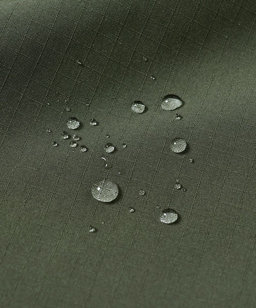 KRIFF MAYER Kid's Collection(クリフメイヤーキッズコレクション)の「【撥水・防汚】ストレッチアクティブマンパ(マウンテンパーカー・キッズ・ブラック/オリーブ/ネイビー/ベージュ・130/120/170/160/150/140)」の6枚目の写真