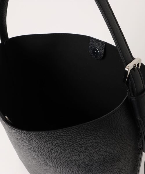 RIPANI(リパーニ)の「【RIPANI】レザーショルダーバッグ(Q46356)(ショルダーバッグ・レディース・ブラック/ダークグレー/ライトグレー/ホワイト/キャメル・ALL)」の15枚目の写真