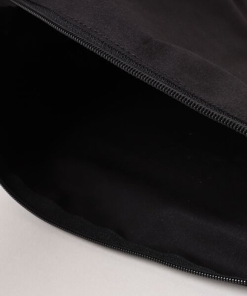 RIPANI(リパーニ)の「【RIPANI】レザーショルダーバッグ(Q46356)(ショルダーバッグ・レディース・ブラック/ダークグレー/ライトグレー/ホワイト/キャメル・ALL)」の17枚目の写真