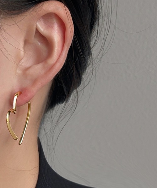 HALEY PESCA（ヘーリーペスカ）の「HALEY PESCA/ペアハートピアス（ピアス（両耳用）・レディース・シルバー/ゴールド・FREE）」の12枚目の写真